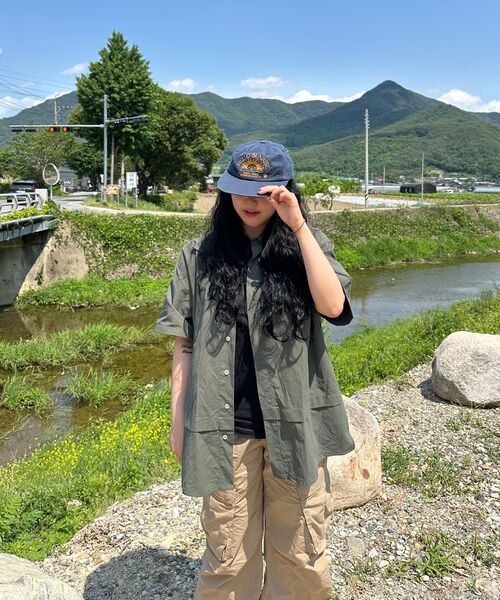 Verdnt（バーダント）の「オーバーフィットナイロンフラップシャツ[カーキ]（シャツ/ブラウス・レディース・カーキ・SMALL/MEDIUM/LARGE）」の9枚目の写真