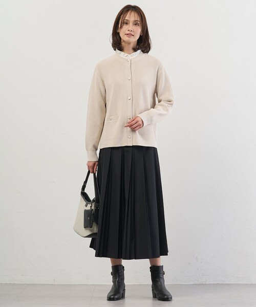 J.PRESS(ジェイプレス)の「ORGANIC GASS COTTON クルーネック カーディガン(その他アウター・レディース・ライトグリーン系/ネイビー系/ベージュ系・MEDIUM/LARGE)」の8枚目の写真