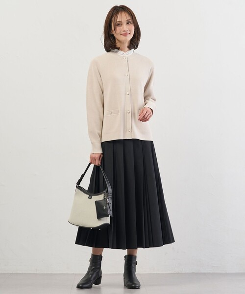 J.PRESS(ジェイプレス)の「ORGANIC GASS COTTON クルーネック カーディガン(その他アウター・レディース・ライトグリーン系/ネイビー系/ベージュ系・MEDIUM/LARGE)」の9枚目の写真