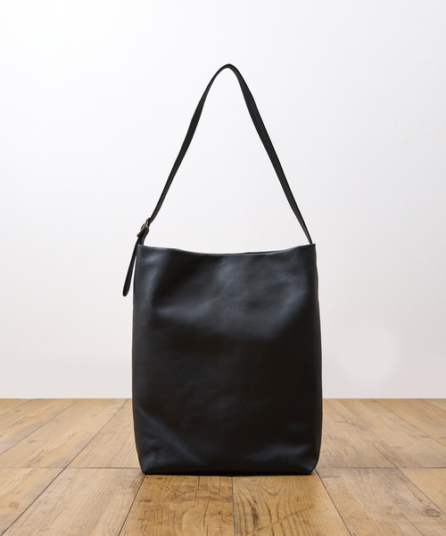 A_W（アウ）の「A_W アウ / ONE HANDLE TOTE 姫路産ステアレザーショルダーバッグ 牛革 / AB-014（ショルダーバッグ・メンズ・ブラック/ブラウン・FREE）」の17枚目の写真
