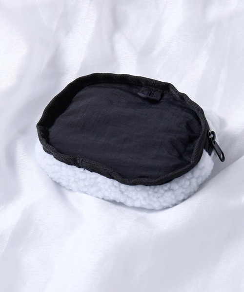 ROOTOTE（ルートート）の「【ROOTOTE】IP.Rsmid.サンリオキャラクターズA（ショルダーバッグ・レディース・ブラック/グレイッシュベージュ/ブラウン/ブルー・FREE）」の6枚目の写真