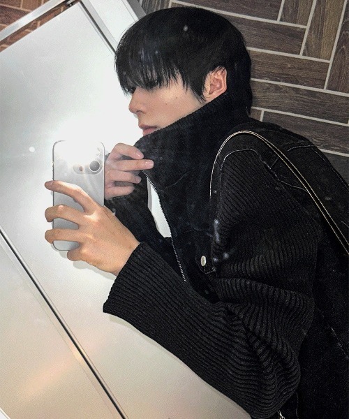 COSYHARU（コシハル）の「ブラックデニム+ニットコンビジャケット（ブルゾン・メンズ・ブラック・LARGE/MEDIUM）」の14枚目の写真