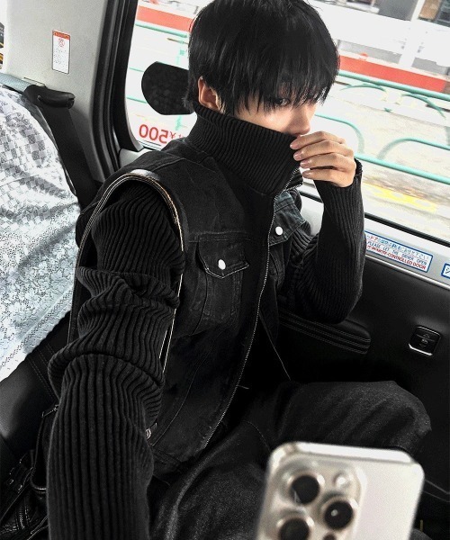 COSYHARU（コシハル）の「ブラックデニム+ニットコンビジャケット（ブルゾン・メンズ・ブラック・LARGE/MEDIUM）」の16枚目の写真