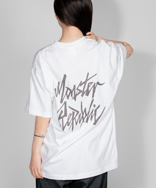 MONSTER REPUBLIC(モンスターリパブリック)の「ムーブメントロゴグレーTシャツホワイト(Tシャツ/カットソー・レディース・その他・MEDIUM/SMALL/X-LARGE/LARGE)」の2枚目の写真