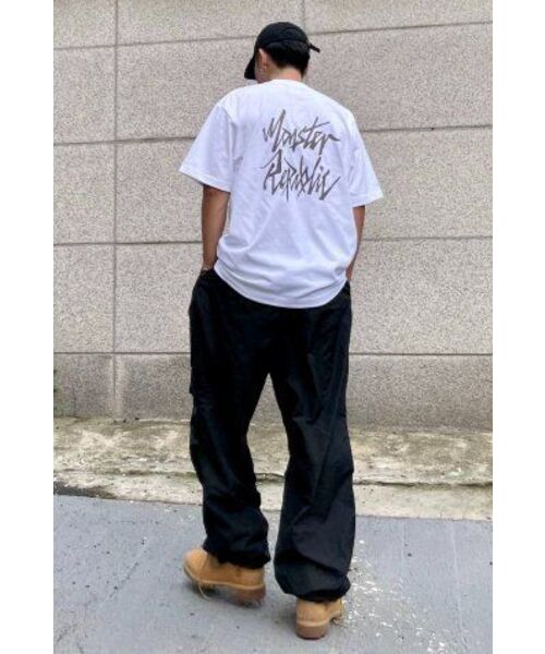 MONSTER REPUBLIC(モンスターリパブリック)の「ムーブメントロゴグレーTシャツホワイト(Tシャツ/カットソー・レディース・その他・MEDIUM/SMALL/X-LARGE/LARGE)」の4枚目の写真