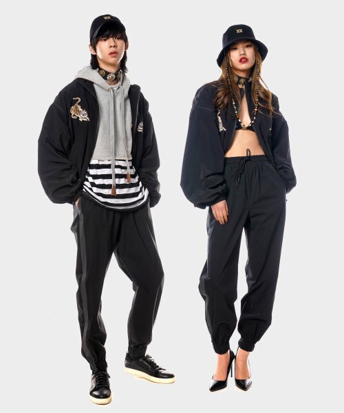 UNTAGE(アンテージ)の「リフレクショントラックスウェットパンツ(ユニセックス)_UTP-FP20(スウェットパンツ・メンズ・その他・LARGE/MEDIUM)」の1枚目の写真