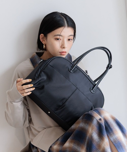 BAYFLOW(ベイフロー)の「パイピングBIGボストン(ボストンバッグ・レディース・ブラック/ブラウン・FREE)」の5枚目の写真