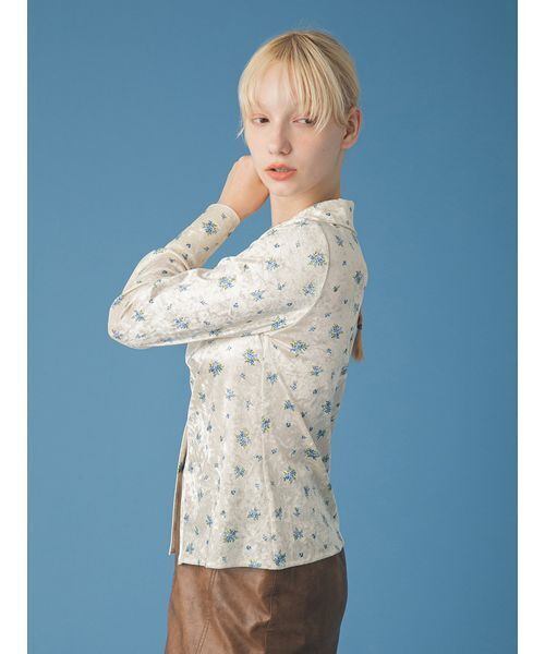 FURFUR（ファーファー）の「ソフトタッチオリジナルフローラルシャツ（シャツ/ブラウス・レディース・ピンク/アイボリー/ブラック・F）」の6枚目の写真