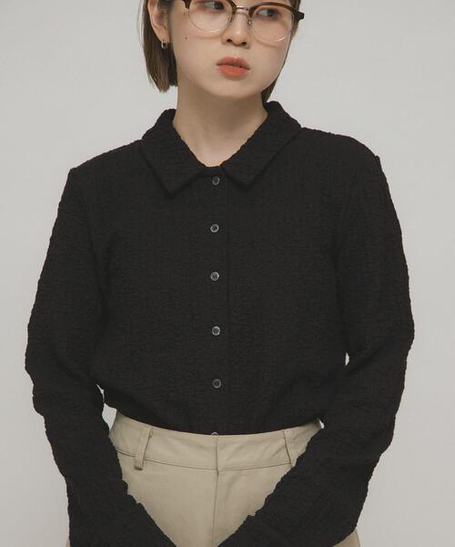 KBF（ケイビーエフ）の「ポコポコジャガードシャツ（シャツ/ブラウス・レディース・アイボリー/ブラック/ピンク・ONE）」の3枚目の写真