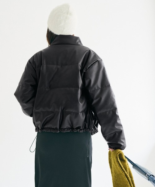 coca(coca)(コカ)の「フェイクレザー中綿ジャケット(ノーカラージャケット・レディース・ブラック・L/M)」の5枚目の写真