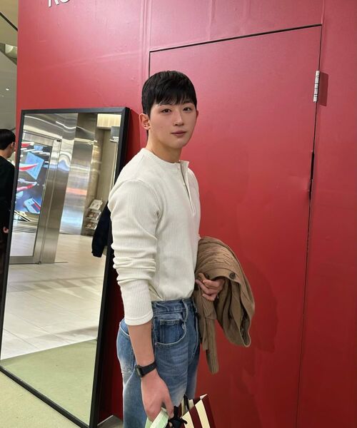 ROLLINGSTUDIOS(ローリングスタジオ)の「WOOL HENLEY LONG SLEEVE WHITE(Tシャツ/カットソー・メンズ・その他・SMALL/MEDIUM/LARGE)」の6枚目の写真