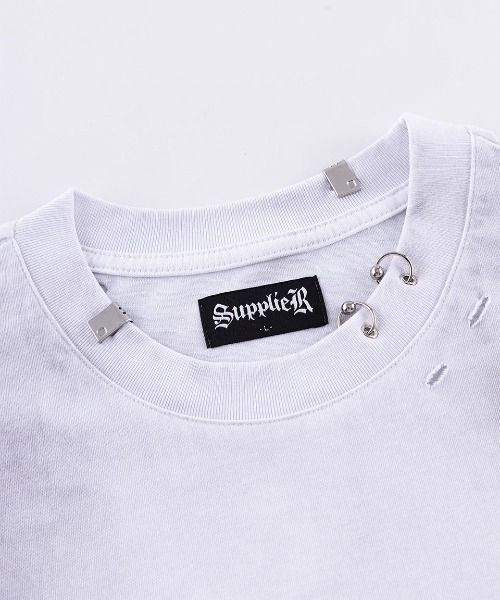 SUPPLIER（サプライヤー）の「A'GEM/9 × .kom 『SUPPLIER/サプライヤー』 Distressed Pierced Tee V2/ディストレスト ピアス T シャツ（Tシャツ/カットソー・メンズ・ホワイト/ブラック・M/S）」の4枚目の写真