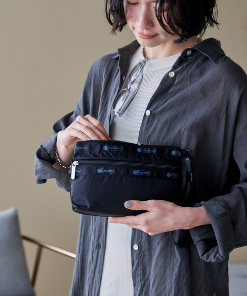 FREAK'S STORE（フリークスストア）の「LeSportsac × FREAK'S STORE/レスポートサック 別注 COSMETIC CLUTCH W STRAP/コスメティック クラッチ ダブルストラップ/コスメ ポーチ（ポーチ・レディース・ブラウン/ブラック・ONE SIZE）」の22枚目の写真