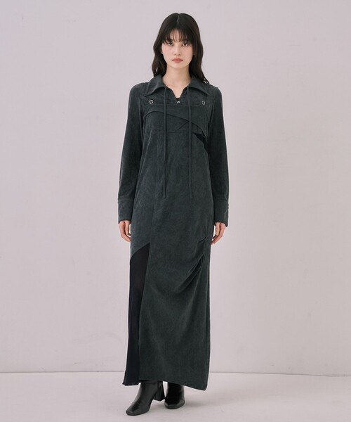 UNITED TOKYO（ユナイテッドトウキョウ）の「ツイストベロアキャミワンピース｜ウォッシャブル/セットアップ/オケージョン/細見え/冬服（ワンピース・レディース・ブラック/グレー・1/2）」の20枚目の写真