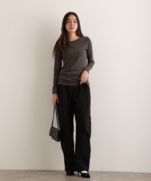 ElegChic(エレグシック)の「ロング スリーブコンパクトTシャツ(Tシャツ/カットソー・レディース・グレー/ブラック/グレー系1/ベージュ/オフホワイト・M/4L/XXL/XL/L)」の22枚目の写真