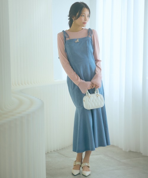 marun（マルン）の「＜大きいサイズ＞カットデニムキャミワンピース marun（ワンピース・レディース・ライトブルー/ブルー・L/5L/4L/3L/LL）」の20枚目の写真