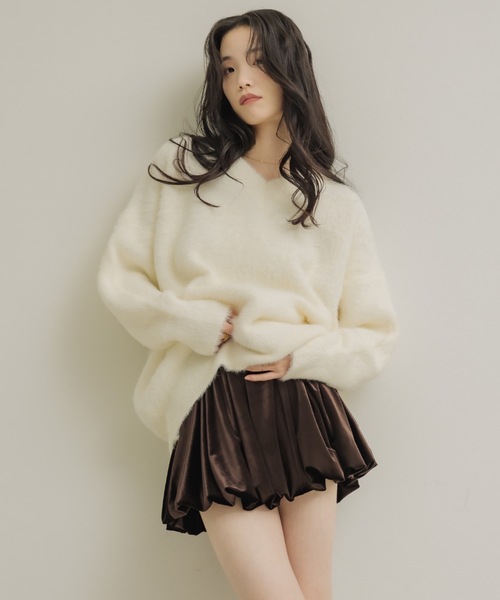 NEUNA(ヌナ)の「ベロアバルーンミニスカート(スカート・レディース・ブラウン/ブラック/アイボリー・MEDIUM/SMALL/X-LARGE/LARGE)」の6枚目の写真