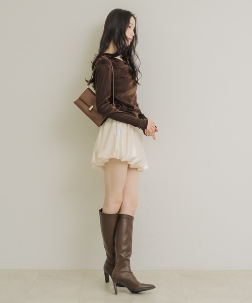 NEUNA(ヌナ)の「ベロアバルーンミニスカート(スカート・レディース・ブラウン/ブラック/アイボリー・MEDIUM/SMALL/X-LARGE/LARGE)」の14枚目の写真