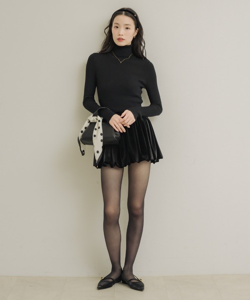 NEUNA(ヌナ)の「ベロアバルーンミニスカート(スカート・レディース・ブラウン/ブラック/アイボリー・MEDIUM/SMALL/X-LARGE/LARGE)」の18枚目の写真