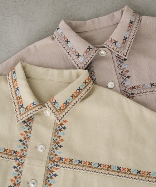 Unitage(ユニテージ)の「刺繍ツイルジャケット(その他アウター・レディース・アイボリー/ピンク・FREE)」の8枚目の写真