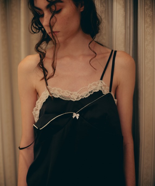 ❤︎ Carmelo サテンレーストリム キャミソールワンピース　黒❤︎ Carmelo（カーメロ）の「Satin Lingerie Cami Mini Dress / サテン