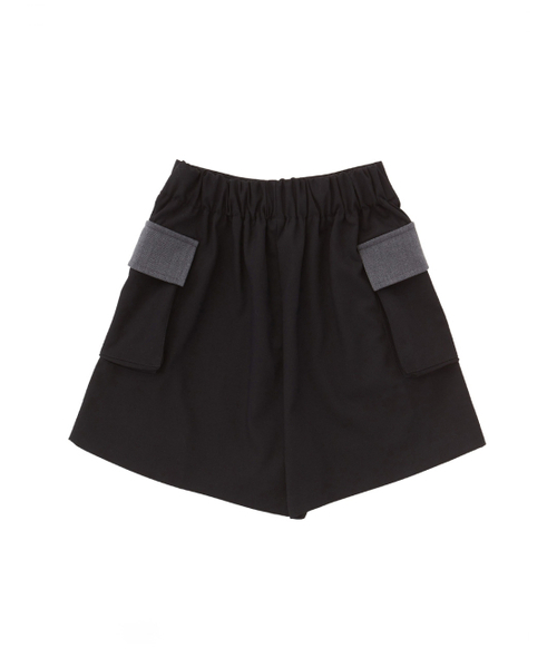 MOIFAIRE（モイフェア）の「BUTTON WOOL SHORTS / BLACK（その他パンツ・レディース・その他・FREE）」の4枚目の写真