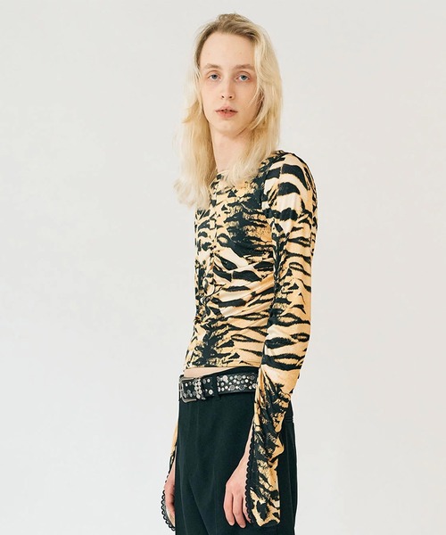 Stockholm Surfboard Club(ストックホルムサーフボードクラブ)の「Stockholm Surfboard Club//ストックホルムサーフボードクラブ ロングスリーブ Printed Longsleeve Carla(Tシャツ/カットソー・レディース・レオパード・S/M)」の3枚目の写真
