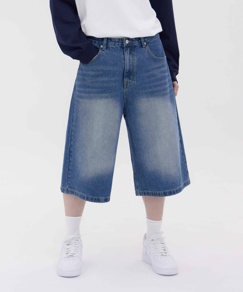 ACSHI(アクシ)の「夏 バミューダ ワイド 7部 ウォッシング デニムパンツ ユニセックス(中青)(その他パンツ・レディース・その他・S/M/L/XL/XS/XXL)」の1枚目の写真