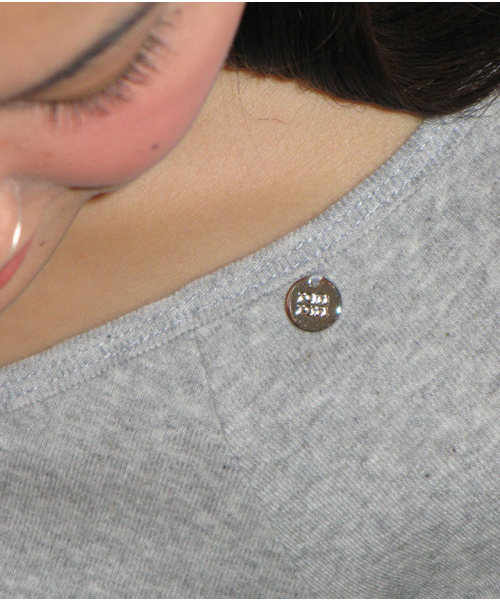 RONRON(ロンロン)の「MINI POCKET V NECK T SHIRT GREY(Tシャツ/カットソー・レディース・その他・FREE)」の5枚目の写真