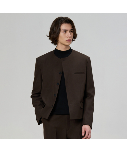 HYOJI(ヒョージ)の「ノーカラークロップブレザー (F01-3カラー)(テーラードジャケット・メンズ・ブラウン/チャコール/ブラック・XL/L/M)」の3枚目の写真