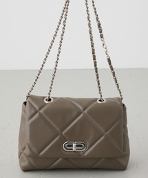 AZUL BY MOUSSY（アズールバイマウジー）の「キルティングデザインフラップバッグ（ショルダーバッグ）」