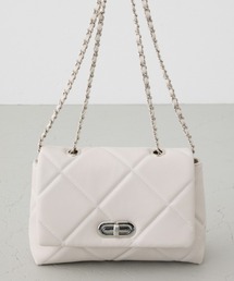 AZUL BY MOUSSY（アズールバイマウジー）の「キルティングデザインフラップバッグ（ショルダーバッグ）」