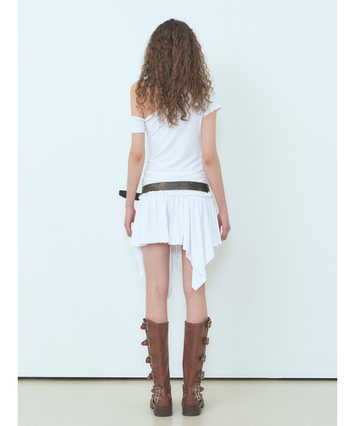ETMON(エトモン)の「One-Shoulder Frill Mini Dress White(ワンピース・レディース・その他・FREE)」の4枚目の写真
