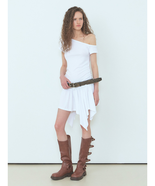 ETMON(エトモン)の「One-Shoulder Frill Mini Dress White(ワンピース・レディース・その他・FREE)」の5枚目の写真