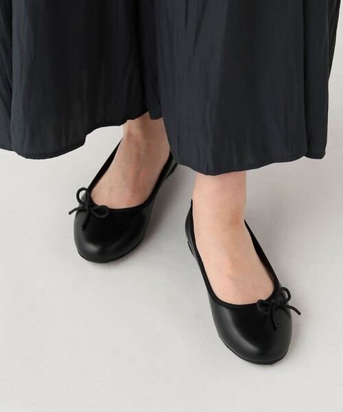 BEAMS HEART(ビームスハート)の「横リボン バレエ シューズ(パンプス・レディース・ブラック/ロイヤルブルー/ブラウン系その他3・LARGE/MEDIUM/SMALL)」の1枚目の写真