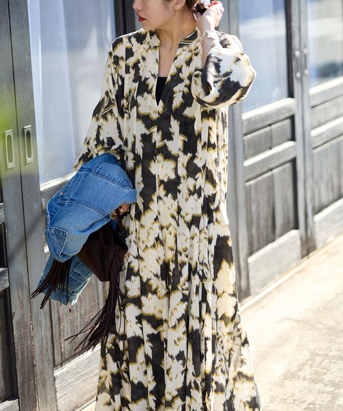 JOURNAL STANDARD（ジャーナルスタンダード）の「オリエンタルプリントワンピース（ワンピース・レディース・ブルー/イエロー・FREE）」の5枚目の写真