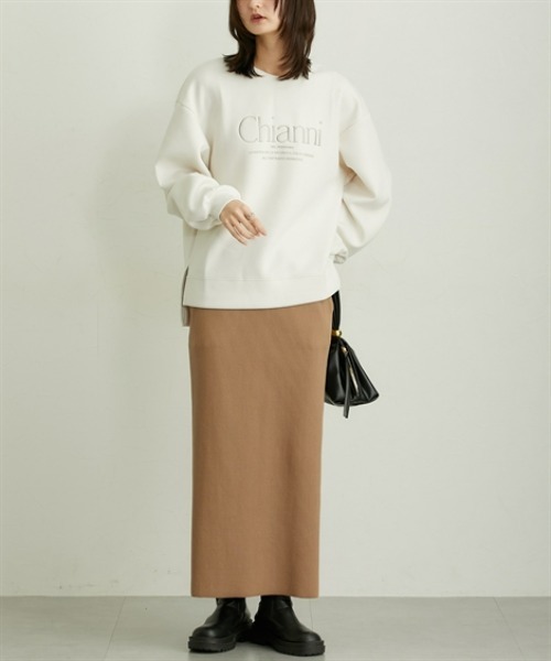 nissen（ニッセン）の「ポンチロゴ刺しゅうスウェットトップス（スウェット・レディース・ベージュ/アイボリー・L/M）」の8枚目の写真