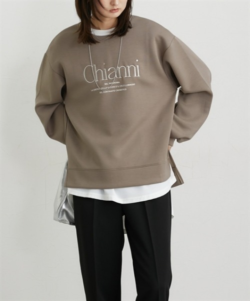 nissen（ニッセン）の「ポンチロゴ刺しゅうスウェットトップス（スウェット・レディース・ベージュ/アイボリー・L/M）」の12枚目の写真