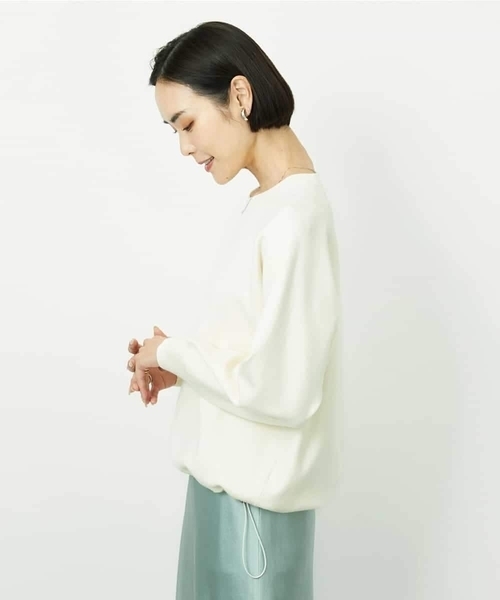 MICHEL KLEIN（ミッシェル・クラン）の「ドロストラグランニットプルオーバー（ニット/セーター・レディース・アイボリー/クリーム/ネイビー・38）」の16枚目の写真