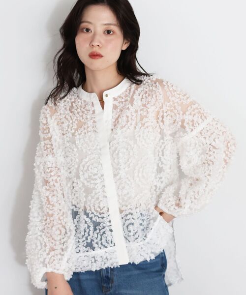 le.coeur blanc（ルクールブラン）の「TORRAZZO DONNA別注フラワーレースブラウス（シャツ/ブラウス・レディース・ブラック/ホワイト・38）」の4枚目の写真