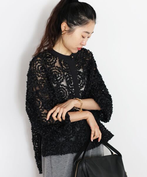 le.coeur blanc（ルクールブラン）の「TORRAZZO DONNA別注フラワーレースブラウス（シャツ/ブラウス・レディース・ブラック/ホワイト・38）」の16枚目の写真