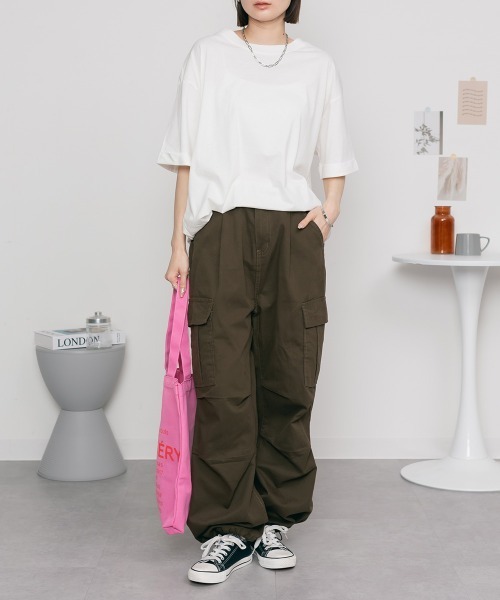 aity(アイティ)の「M-5L ロールアップ オーバーサイズ半袖カットソー 夏服(Tシャツ/カットソー・レディース・杢グレー/カーキ/ブラック/オフホワイト・M~L/4L~5L/LL~3L)」の8枚目の写真