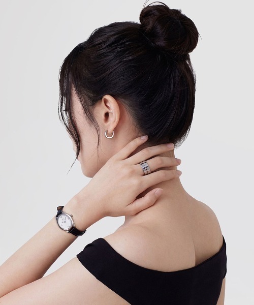 Daniel Wellington(ダニエルウェリントン)の「Line Earrings 3.5/5.5MM ローズゴールド/ゴールド/シルバー(ピアス(両耳用)・レディース・シルバー系その他/シルバー/ゴールド系その他/ピンクゴールド/イエローゴールド・3.5/5.5)」の22枚目の写真