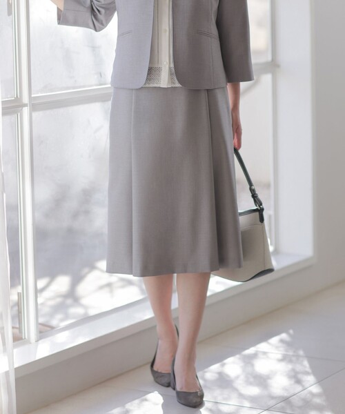 J.PRESS(ジェイプレス)の「【定番人気・セットアップ対応】OXIJEWEL ストレッチ スカート(スカート・レディース・ネイビー系/ライトグレー系・T13/T15/T17)」の2枚目の写真