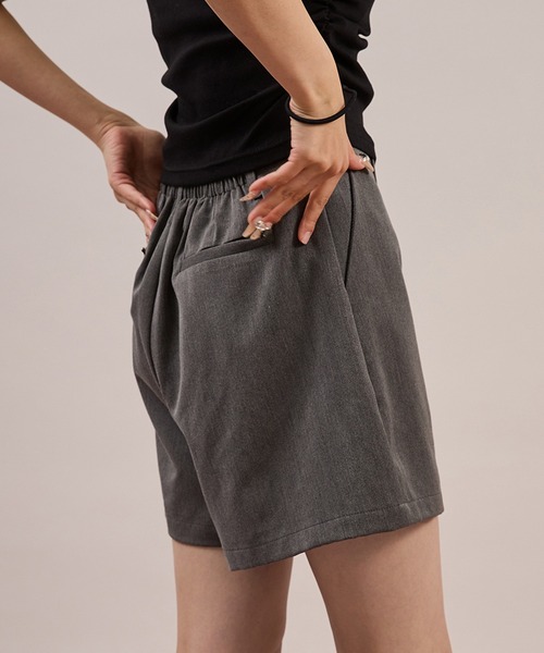 apres jour mignon(アプレジュールミニョン)の「ハイウエストショートパンツ(その他パンツ・レディース・グレー/ブラック・X-LARGE/フリー)」の16枚目の写真