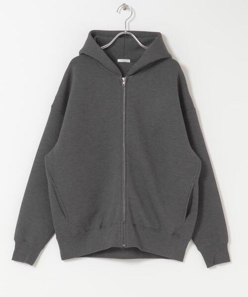 ITEMS URBANRESEARCH（アイテムズ アーバンリサーチ）の「ダンボールオーバーサイズパーカー（パーカー・レディース・グレー/ホワイト系その他/チャコールグレー・FREE）」の19枚目の写真