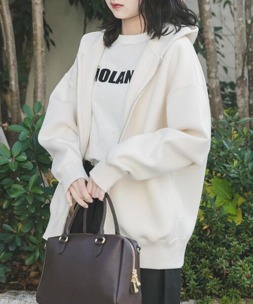 ITEMS URBANRESEARCH（アイテムズ アーバンリサーチ）の「ダンボールオーバーサイズパーカー（パーカー・レディース・グレー/ホワイト系その他/チャコールグレー・FREE）」の21枚目の写真