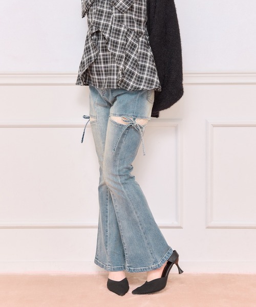 apres jour（アプレジュール）の「【4サイズ展開】サイドカットレースデニム（デニムパンツ・レディース・ライトブルー/ブルー・X-SMALL/SMALL/MEDIUM/LARGE）」の22枚目の写真