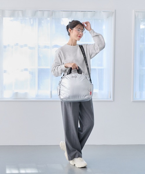 ROOTOTE(ルートート)の「ROOTOTE ルートート IP.MedPadded.Peanuts-0S(ショルダーバッグ・レディース・ベージュ/シルバー・FREE)」の6枚目の写真