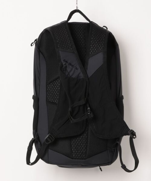 SALOMON（サロモン）の「【UNISEX】SALOMON／XT 25（バックパック/リュック・レディース・ブラック・FREE）」の12枚目の写真